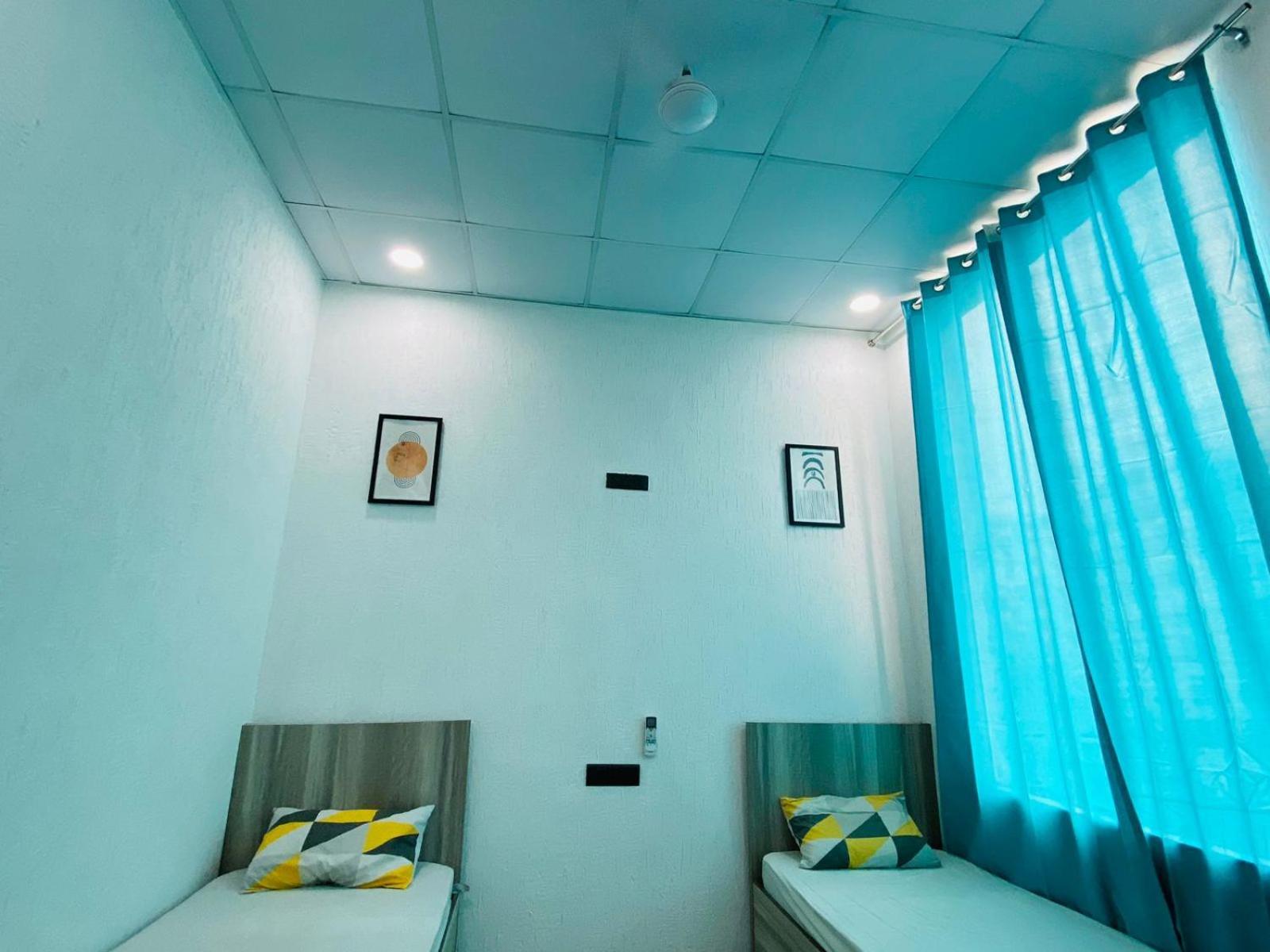 Abuzz Oxfordcaps Imperial Heights Mussoorie Dehradun Hostel Buitenkant foto