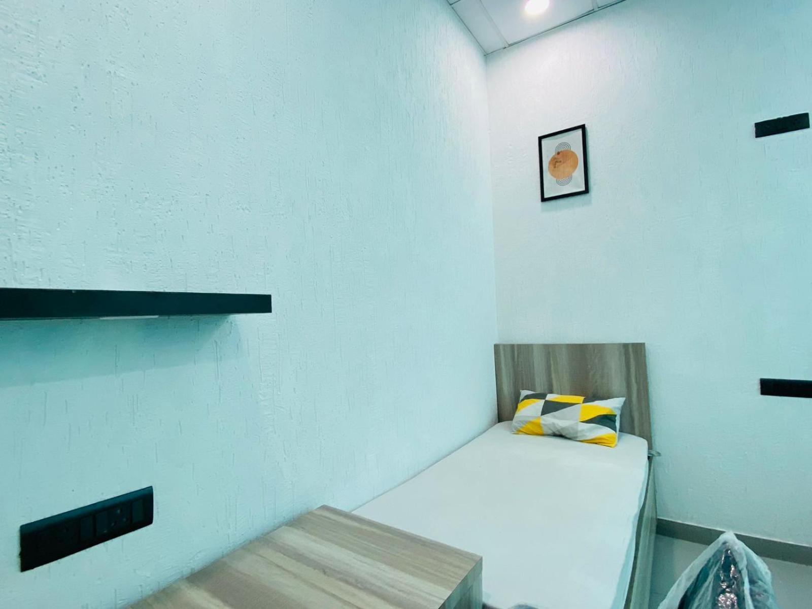 Abuzz Oxfordcaps Imperial Heights Mussoorie Dehradun Hostel Buitenkant foto